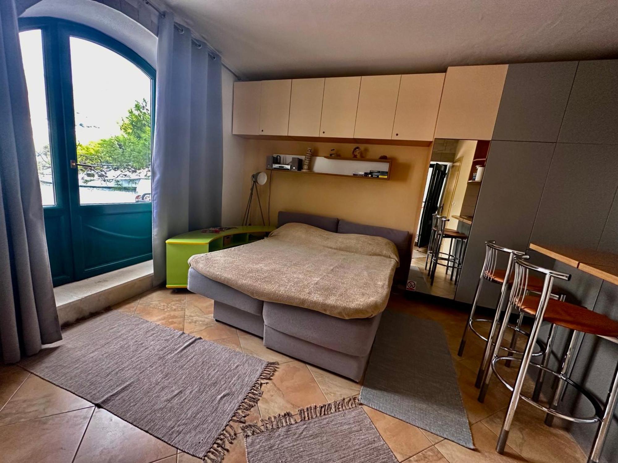 Panda Sea Touch Apartment *